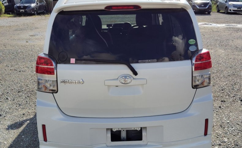 TOYOTA SPADE G 2013