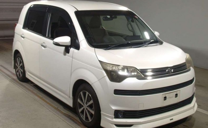 TOYOTA SPADE G 2013