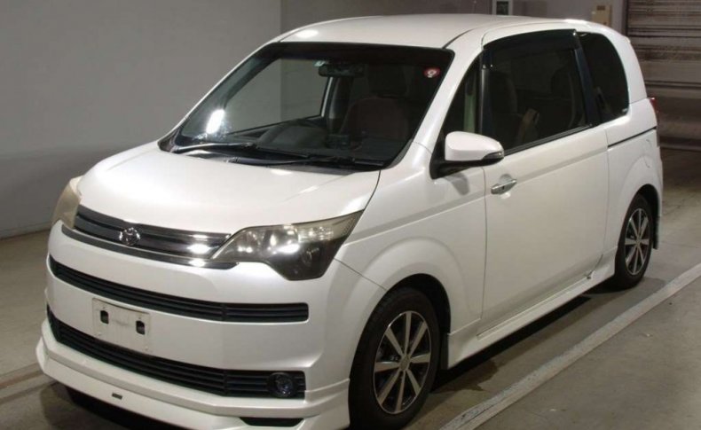 TOYOTA SPADE G 2013