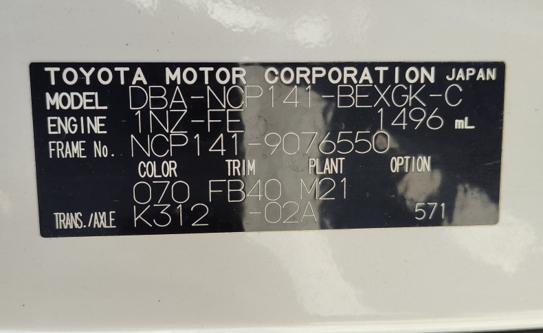 TOYOTA SPADE G 2013
