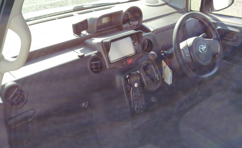 TOYOTA SPADE G 2013
