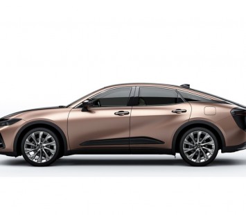 Обзор Toyota Crown 2022: технические характеристики и стоимость обслуживания