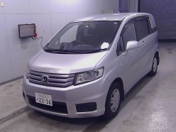 HONDA FREED SPIKE G JUST SELECTION 2010