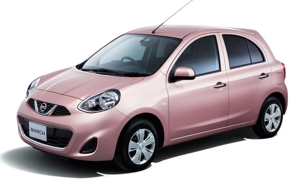 Фото Nissan March