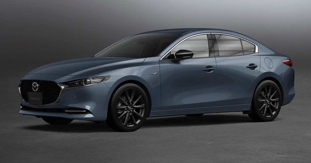 Фото MAZDA3