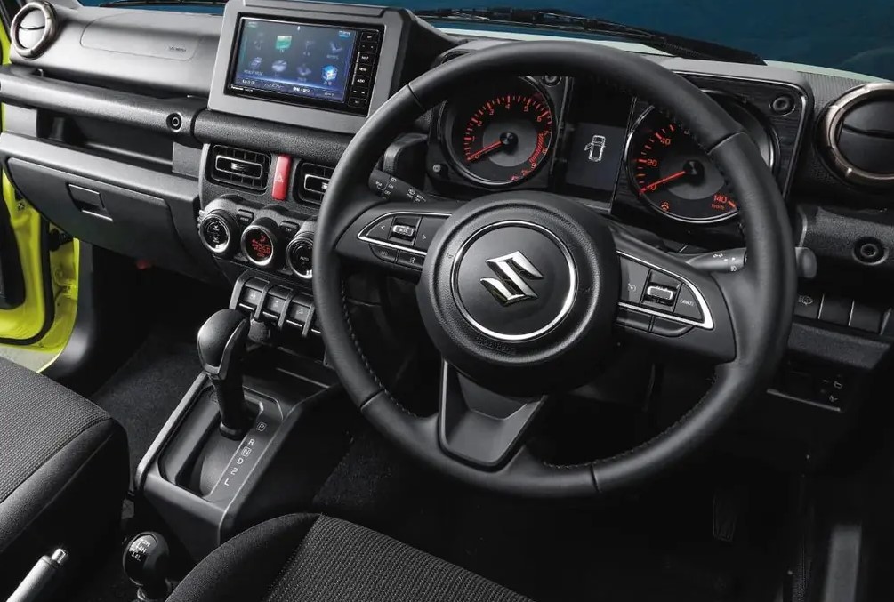 Фото салона Suzuki Jimny