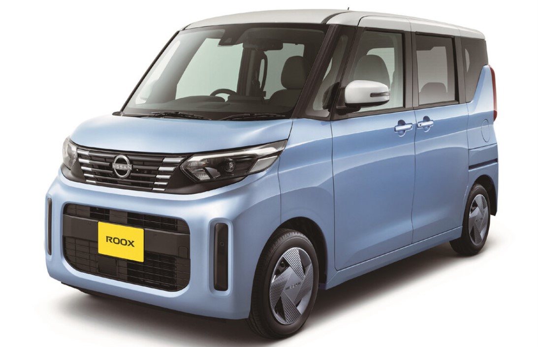 Nissan ROOX фото