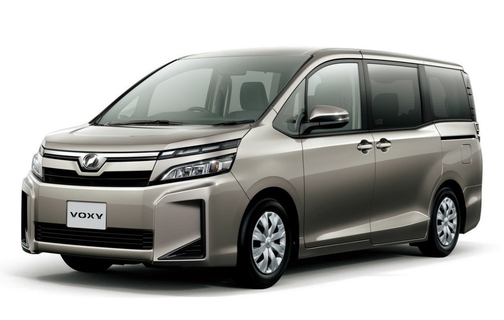 Фото Toyota Voxy