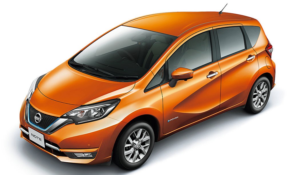 Фото Nissan NOTE