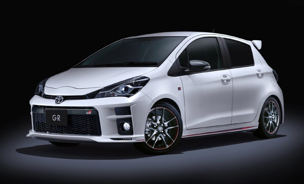 Фото Toyota Vitz 2019