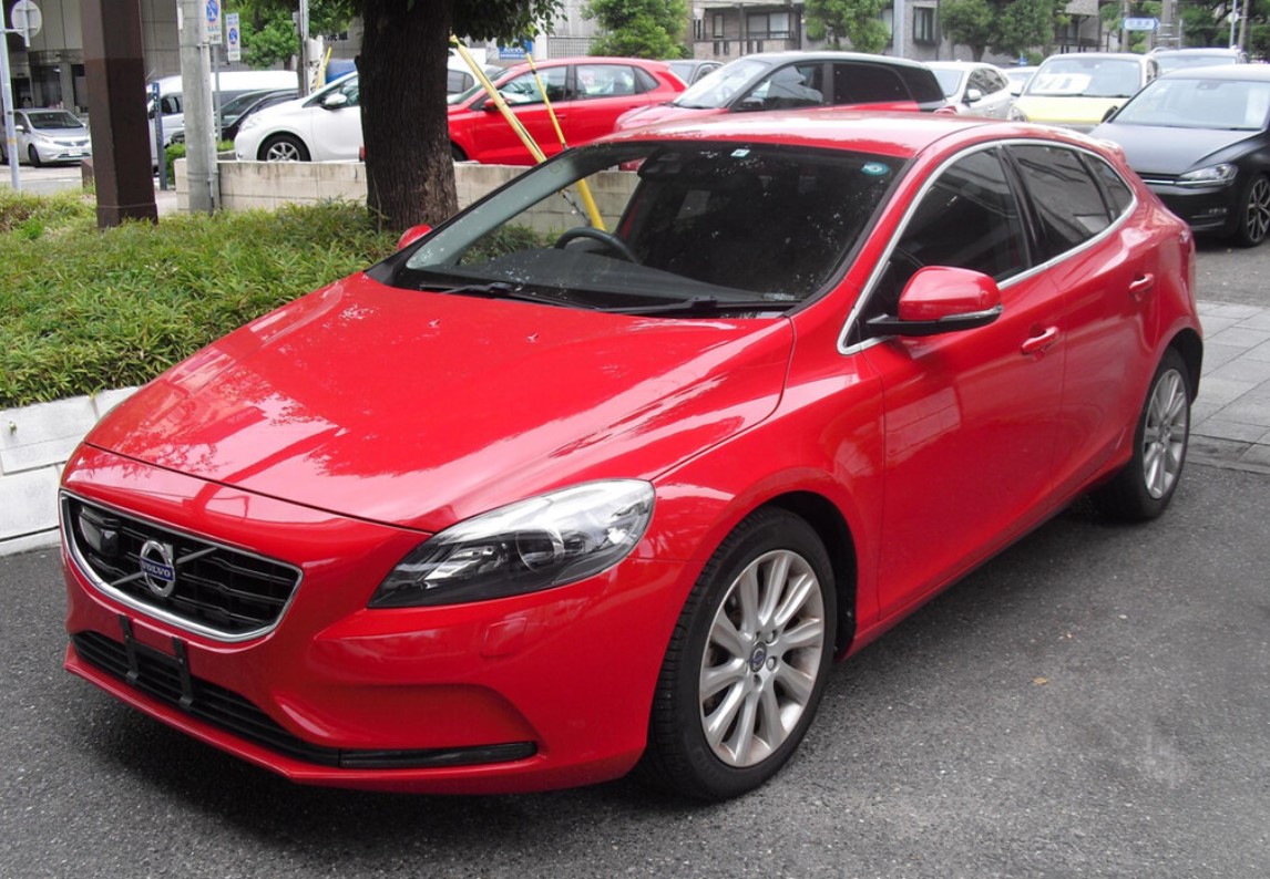 Volvo V40