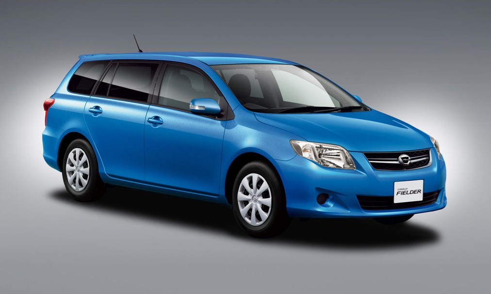 Toyota Corolla Fielder 2010